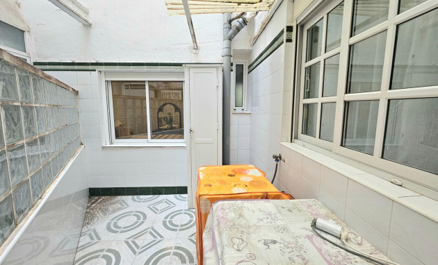 Resale - Apartment - Torrevieja - torrevieja