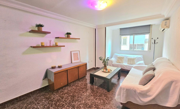 Resale - Apartment - Torrevieja - torrevieja