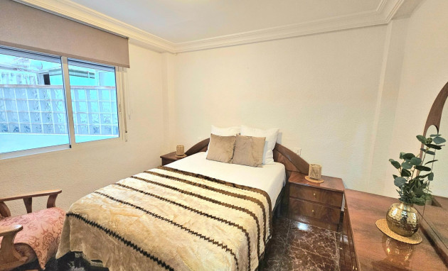 Resale - Apartment - Torrevieja - torrevieja