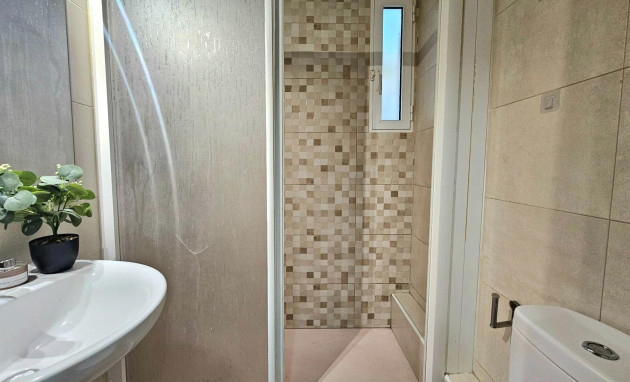 Resale - Apartment - Torrevieja - torrevieja