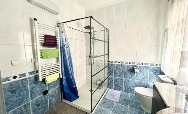 Herverkoop - Villa - Torrevieja - El chaparral