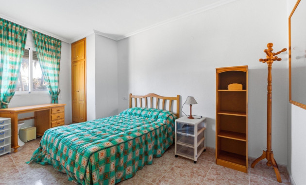 Resale - Apartment - Torrevieja - Centro