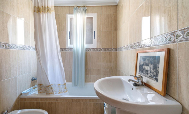 Resale - Apartment - Torrevieja - Centro