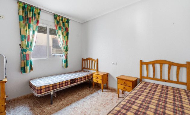 Resale - Apartment - Torrevieja - Centro
