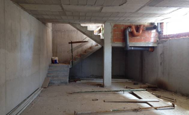 Revente - Commercial - Los Montesinos