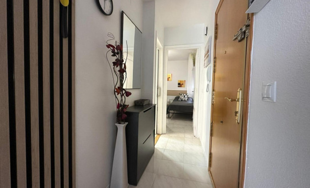 Resale - Apartment - Torrevieja - Centro