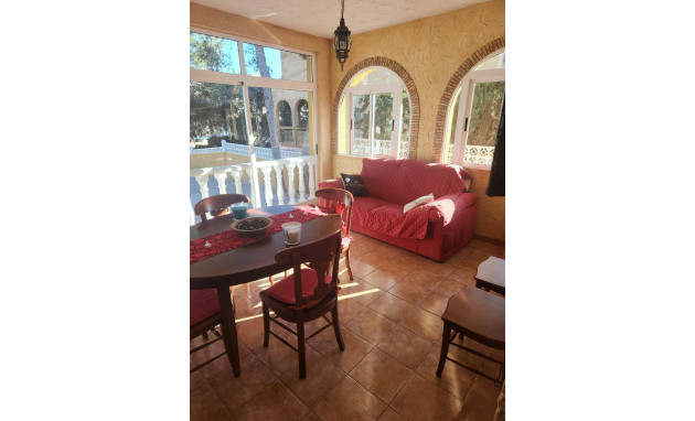 Resale - Villa - Orihuela Costa - Los Almendros-La Florida