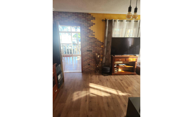 Resale - Villa - Orihuela Costa - Los Almendros-La Florida