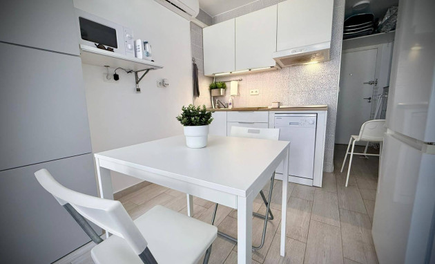 Herverkoop - Studio - Pilar de la Horadada - Mil Palmeras