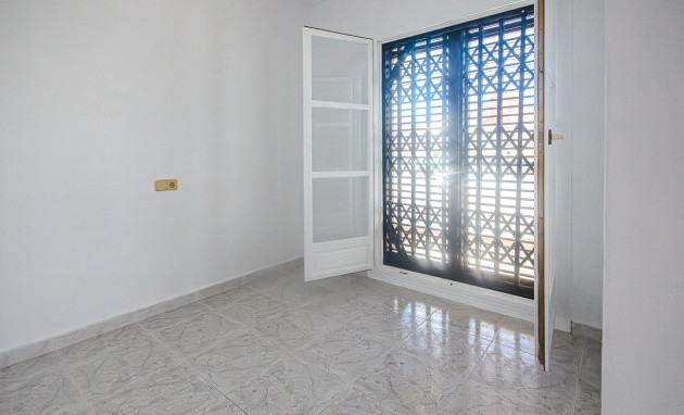 Resale - House - San Miguel de Salinas