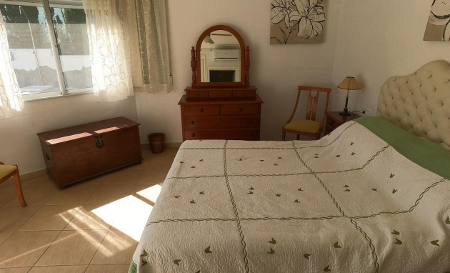 Resale - Detached Villa - Algorfa