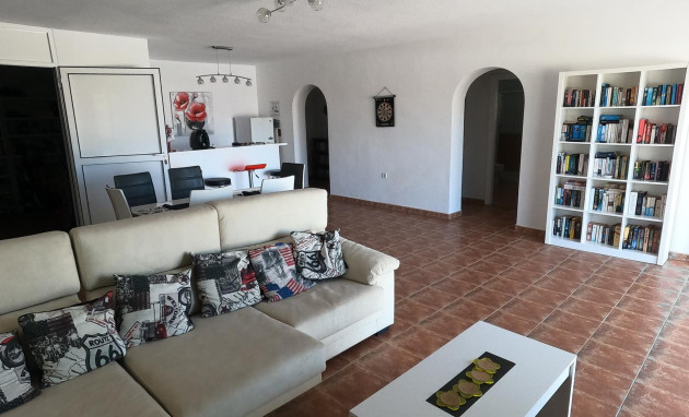 Resale - Detached Villa - Algorfa