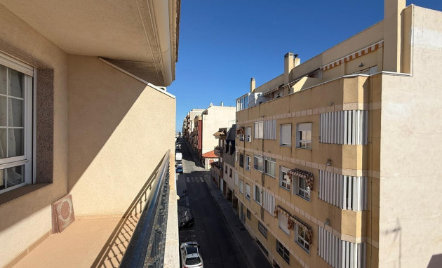 Resale - Apartment - Torrevieja - torrevieja