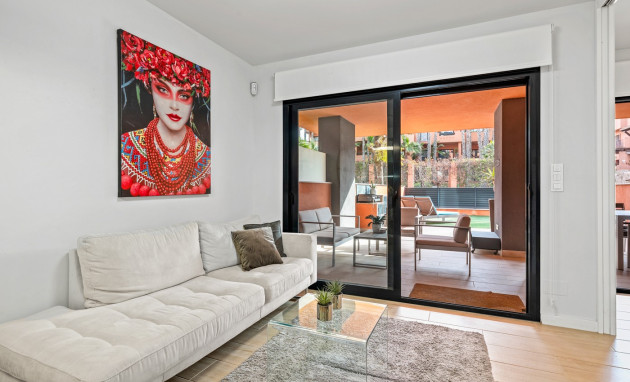 Resale - Apartments - Orihuela Costa - Villamartín