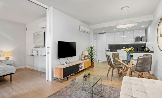 Resale - Apartments - Orihuela Costa - Villamartín