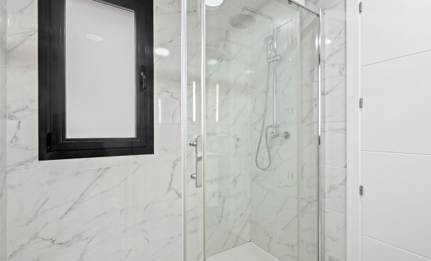 Resale - Apartments - Orihuela Costa - Villamartín