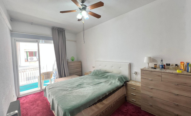 Resale - Apartment - Torrevieja - Estacion de autobuses