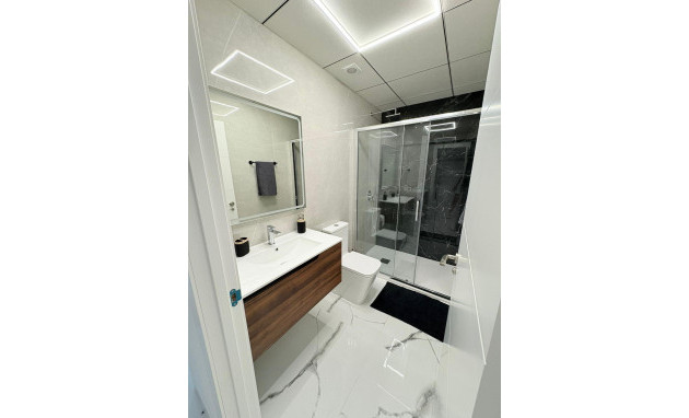 Revente - Apartment - Torrevieja - torrevieja