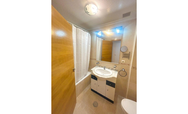 Resale - Apartment - Torrevieja - torrevieja