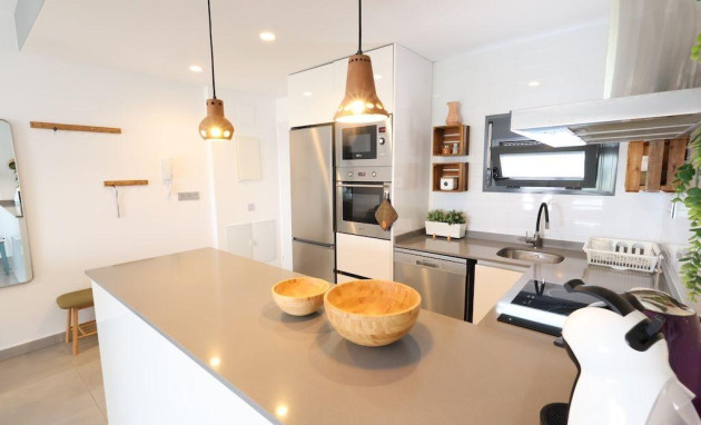 Herverkoop - Bungalow - Gelijkvloers - Pilar de la Horadada - Zona Pueblo