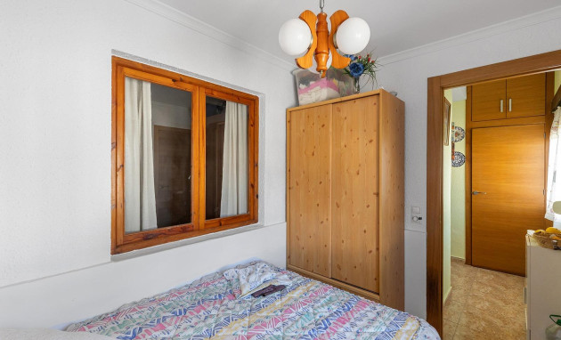 Reventa - Bungalow - Planta Baja - Torrevieja - Torretas