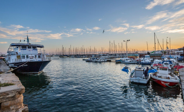 Reventa - Bungalow - Planta Baja - Torrevieja - Torretas