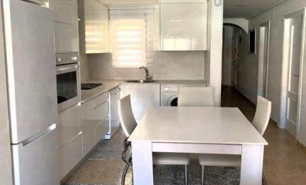 Herverkoop - Penthouse - Torrevieja - Estacion de autobuses