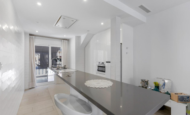 Reventa - Bungalow - Planta Baja - Guardamar del Segura - Urbanizaciones