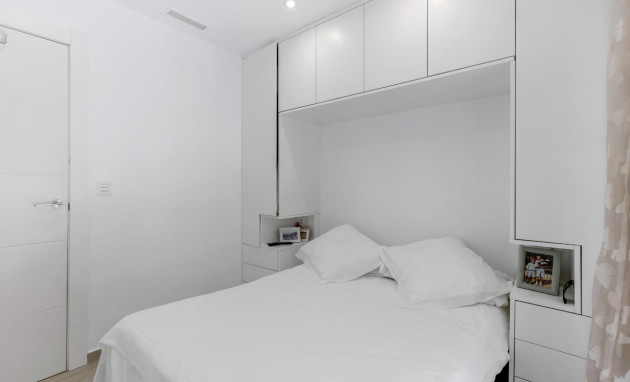 Reventa - Bungalow - Planta Baja - Guardamar del Segura - Urbanizaciones