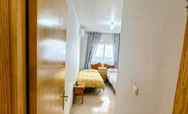 Herverkoop - Apartment - Torrevieja