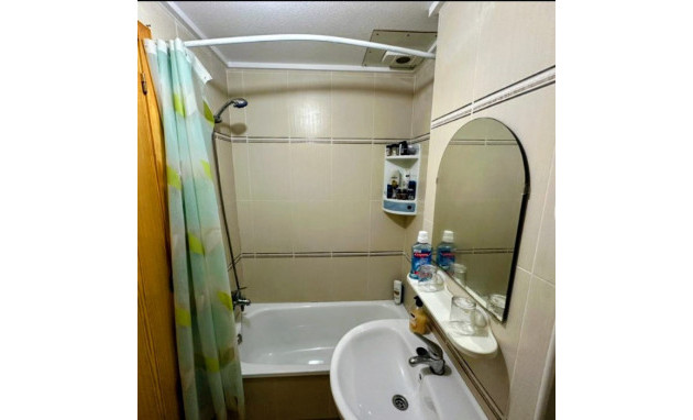 Herverkoop - Apartment - Torrevieja