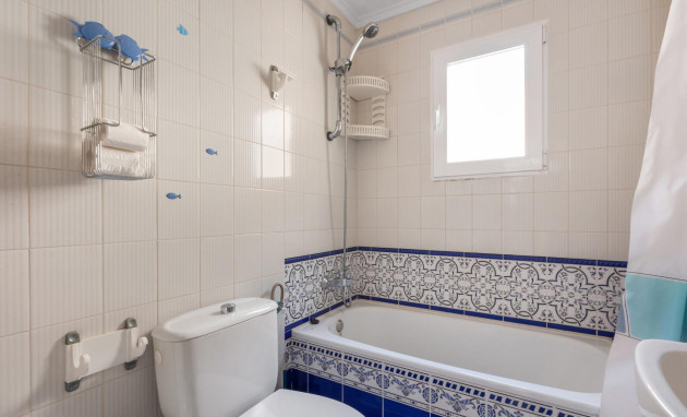 Revente - Villa - Torrevieja - El chaparral