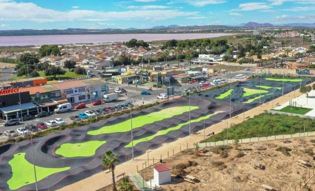 Revente - Villa - Torrevieja - El chaparral