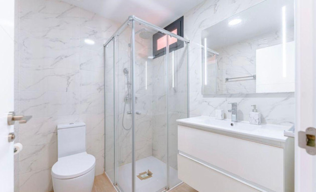 Herverkoop - Apartment - Orihuela Costa - Las Filipinas