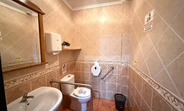 Reventa - Comercial - Torrevieja - Estacion de autobuses