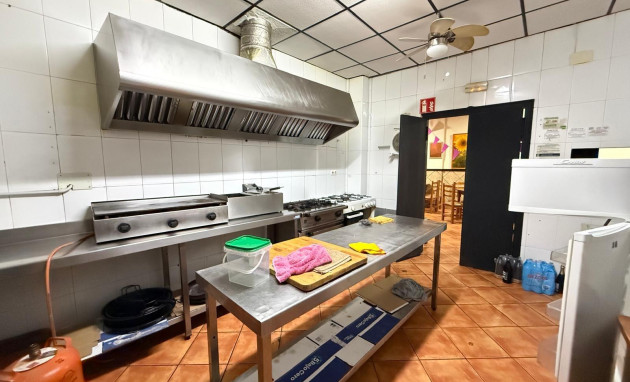 Reventa - Comercial - Torrevieja - Estacion de autobuses