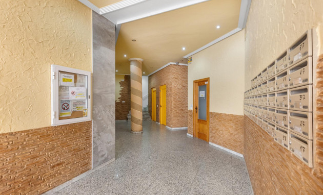 Herverkoop - Penthouse - Torrevieja - Estacion de autobuses