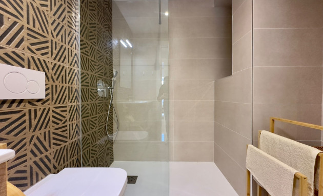 Resale - Apartment - Orihuela Costa