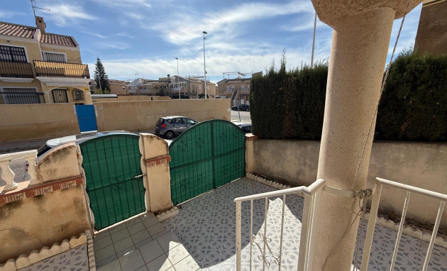 Resale - Bungalow - Groundfloor - Torrevieja - Parque las naciones