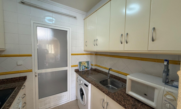 Resale - Bungalow - Groundfloor - Torrevieja - Parque las naciones