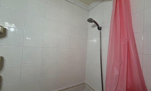 Resale - Bungalow - Groundfloor - Torrevieja - Parque las naciones