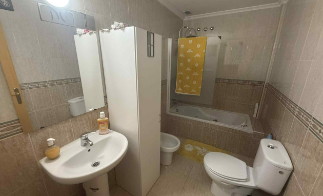 Resale - Apartment - Almoradí