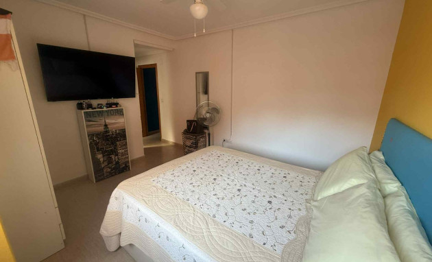 Resale - Apartment - Almoradí