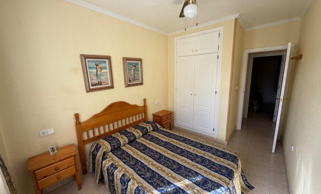 Resale - Bungalow - Groundfloor - Torrevieja - Aguas Nuevas