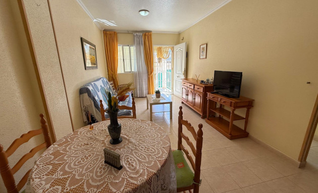 Resale - Bungalow - Groundfloor - Torrevieja - Aguas Nuevas