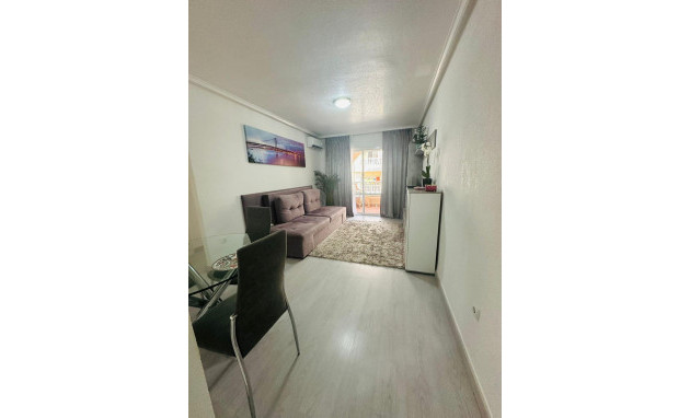 Herverkoop - Apartment - Torrevieja - torrevieja