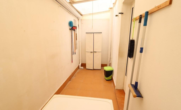 Herverkoop - Bungalow - Gelijkvloers - Torrevieja - Carrefour