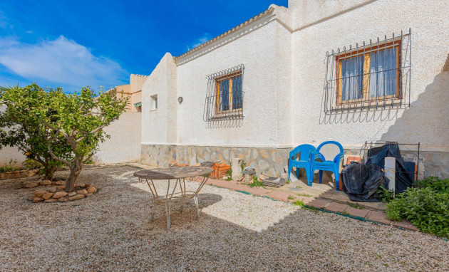 Resale - Villa - Torrevieja - La siesta