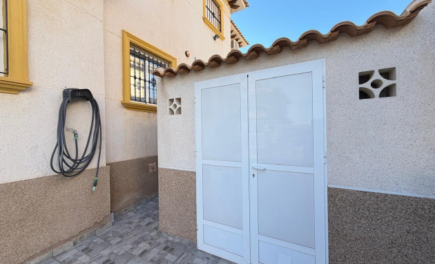 Herverkoop - Terraced house - Orihuela Costa - Las Filipinas
