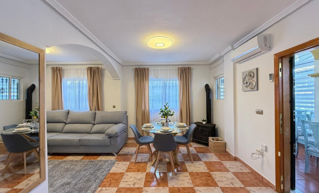 Herverkoop - Terraced house - Orihuela Costa - Las Filipinas